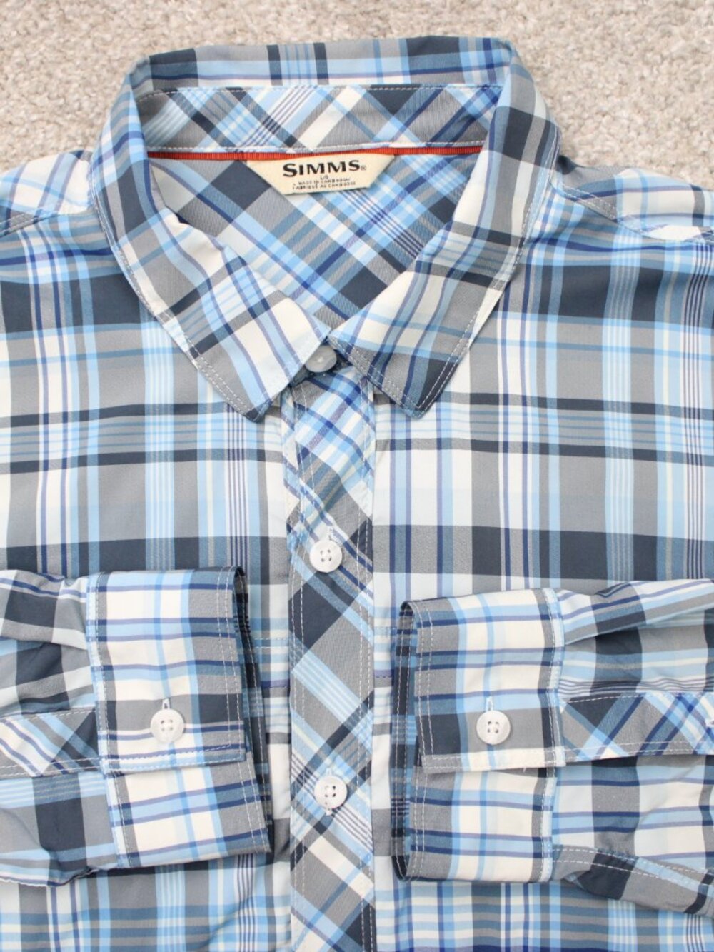 Simms Shirt Mens Large Blue Plaid Brrr Nylon Stretch Fishing Long Sleeve Button